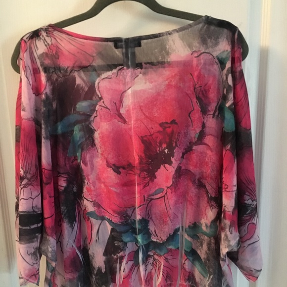 Pretty Blouse - Picture 2 of 3